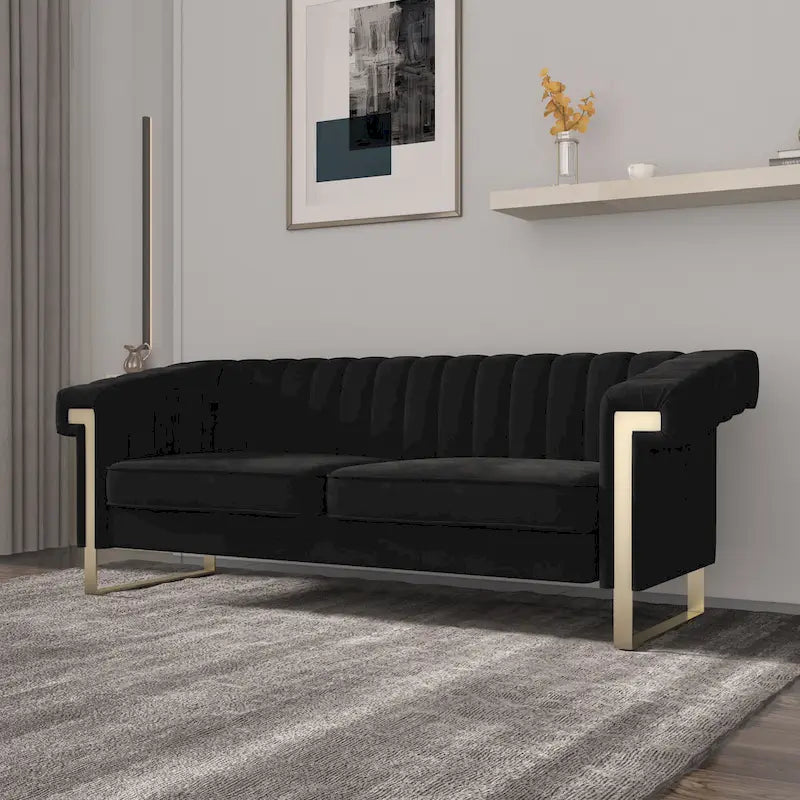 Canapé Chesterfield traditionnel en velours capitonné avec pieds dorés