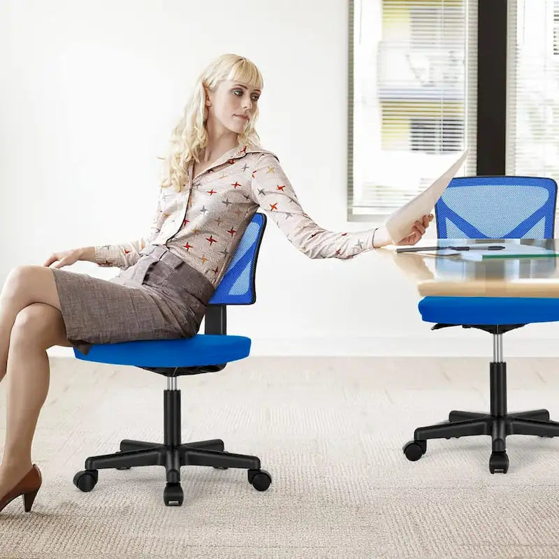 Chaise de bureau pivotante réglable en cuir synthétique